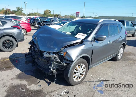 2017 Nissan Rogue Sv z USA, uszkodzony, nr VIN KNMAT2MT3HP595912